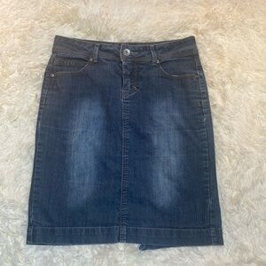 North‎ Stule denim skirt